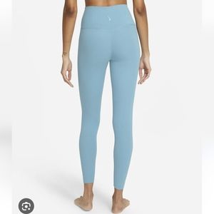 Nike Women's Yoga Move To Zero 7/8 Leggings In Cerulean Blue